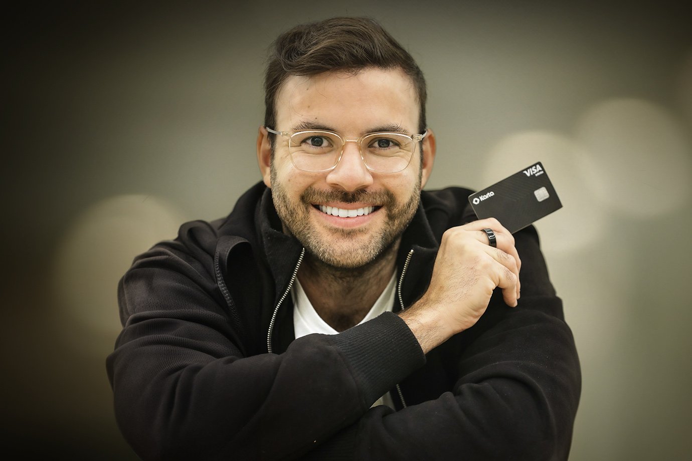 essa-fintech-levou-o-parcelado-para-as-compras-em-dolar.-e-ja-tem-6-mil-pessoas-na-fila-de-espera