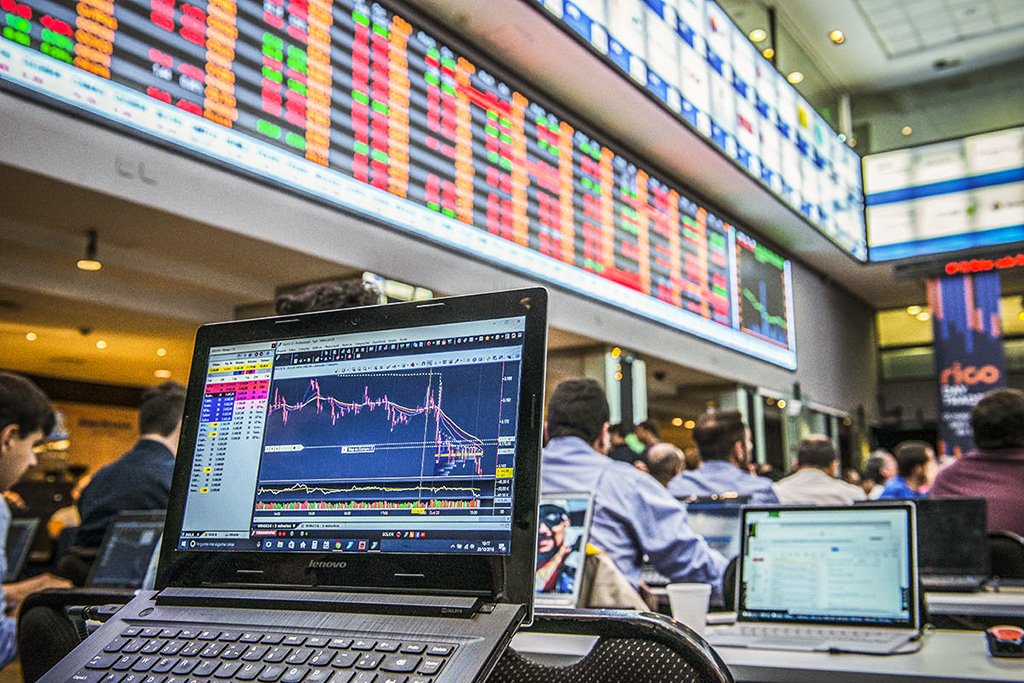 ibovespa-abre-em-baixa-de-olho-em-indicadores-locais-e-do-exterior