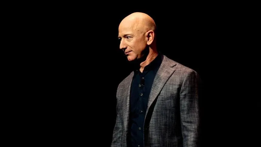 jeff-bezos-“volta-ao-batente”-com-startup-de-inteligencia-artificial-de-us$-6,2-bilhoes
