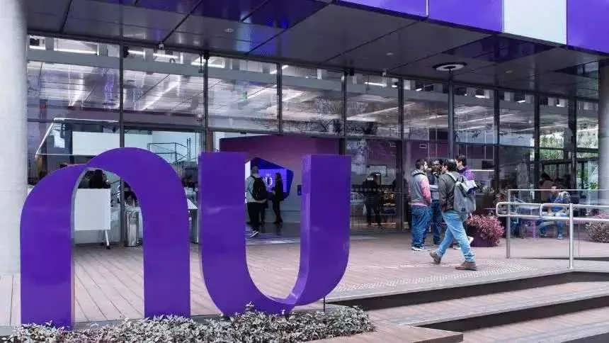 nubank-nao-quer-ficar-so-nu-e-vai-atras-de-licenca-bancaria-no-brasil
