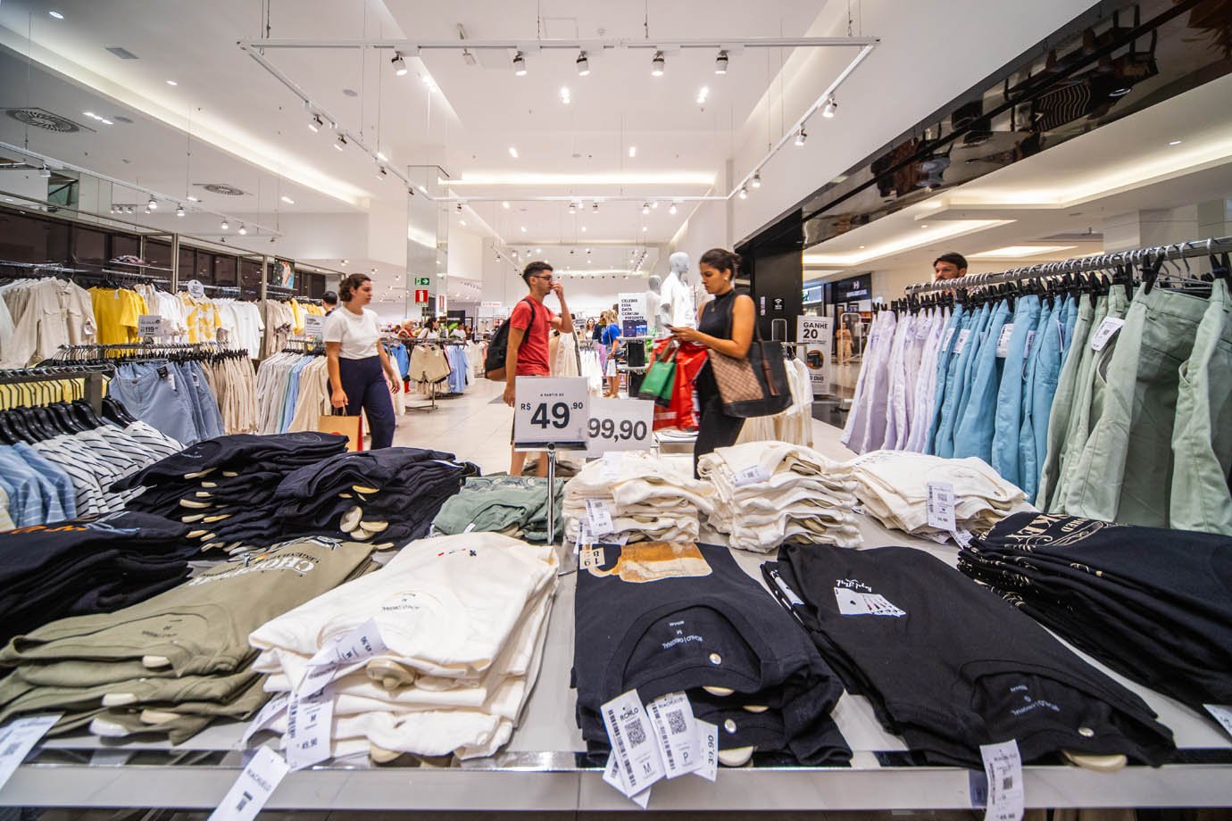 c&a,-renner-e-riachuelo:-qual-varejista-de-moda-se-saiu-melhor-em-2025?