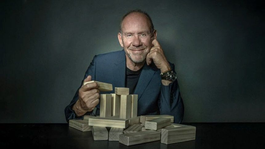 ricardo-semler-quer,-agora,-“virar-a-mesa”-do-ensino