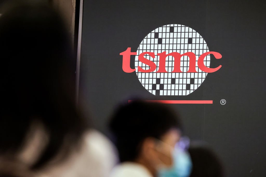 taiwan-amplia-limite-para-fundos-e-tsmc-fecha-em-maxima-historica;-entenda