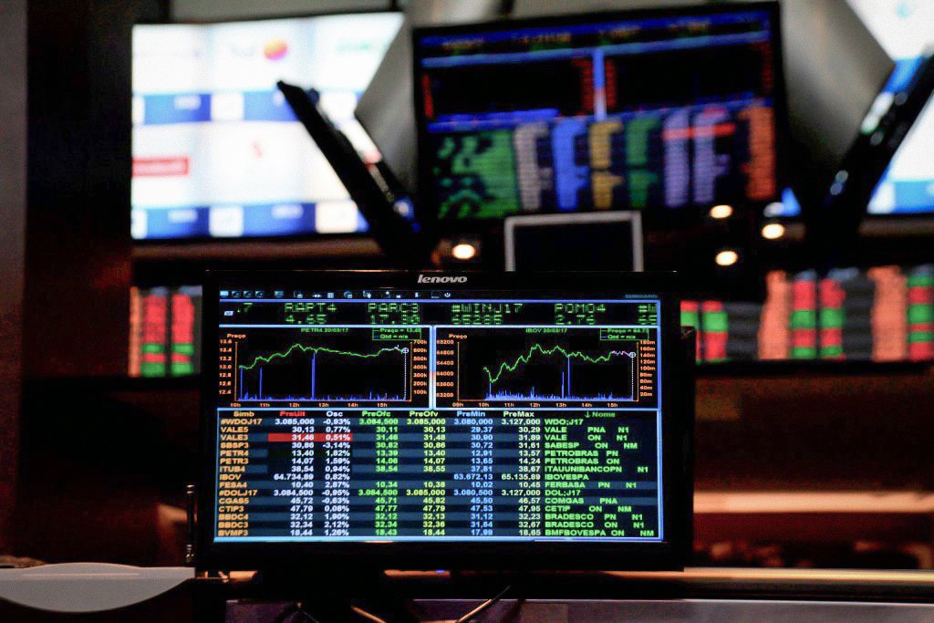 alta-da-bolsa-impulsiona-acoes-nas-redes,-mas-publico-engaja-mais-a-outro-tema