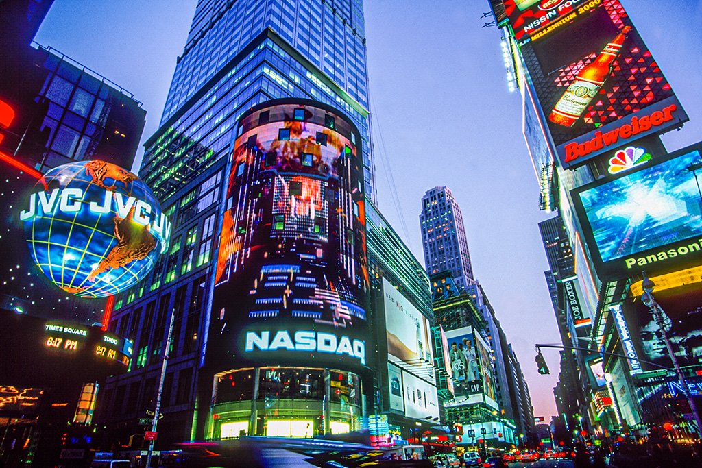 alta-dos-juros-ameaca-euforia-com-acoes-de-ia-em-wall-street