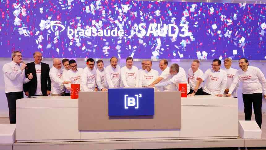 santander-faz-“check-up”-na-bradsaude-e-enxerga-dividendos-em-alta-e-expansao-hospitalar