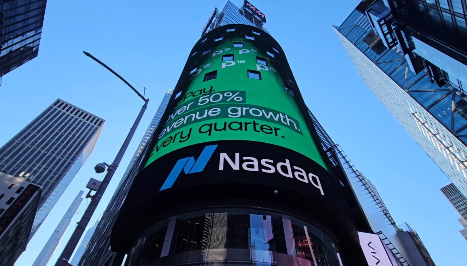 nasdaq-fecha-em-queda-de-4,2%-e-tem-pior-sessao-em-mais-de-um-ano