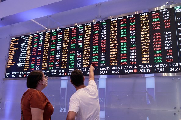 ibovespa-sobe-com-apoio-de-bancos-e-acompanha-alivio-externo