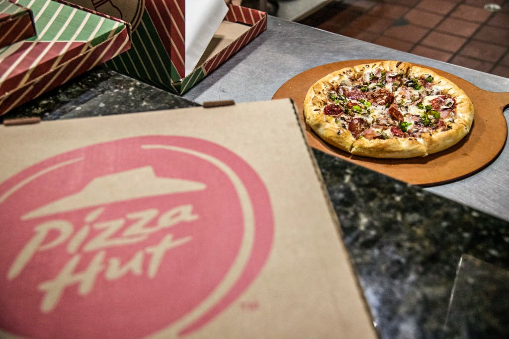 dona-do-kfc-e-taco-bell-se-desfaz-da-pizza-hut-por-us$-2,7-bilhoes