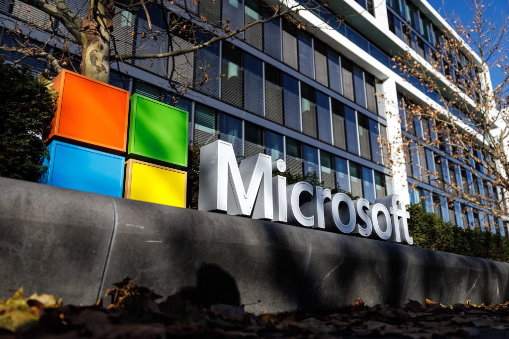 acao-da-microsoft-caminha-para-pior-mes-em-quase-tres-decadas