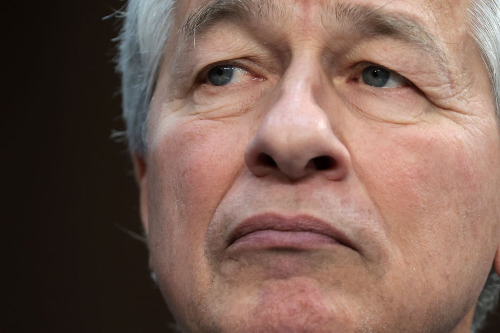 jp-morgan-parte-para-cima-de-fintechs-com-expansao-de-banco-digital-na-europa