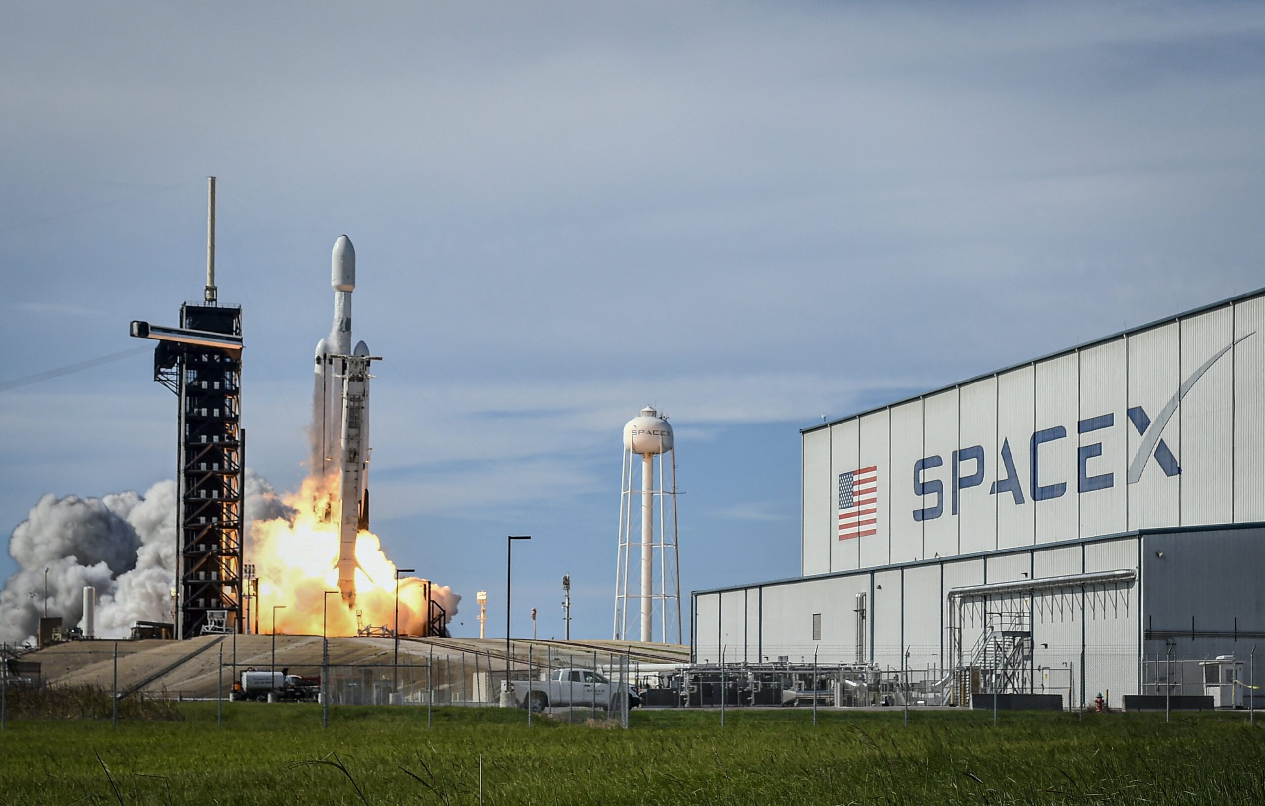 spacex-recupera-us$-327-bi-em-valor-de-mercado-e-se-aproxima-do-preco-do-ipo