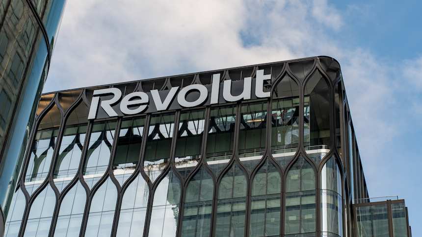 revolut-avanca-nos-eua-e-reabre-as-portas-para-ipo-tambem-em-londres